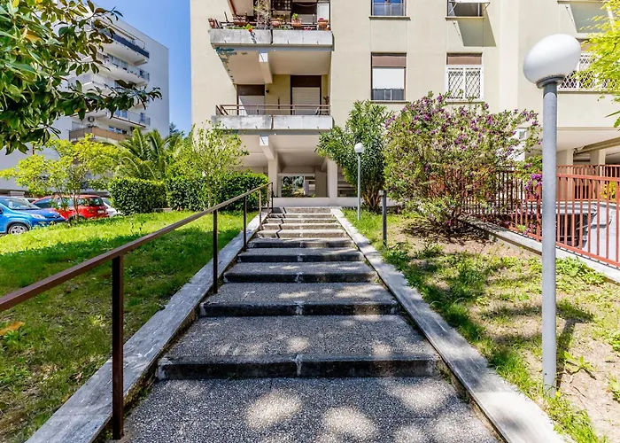 Int 37 Luxury Rome